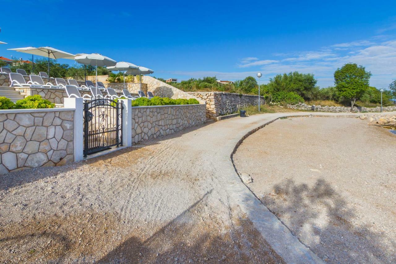 Luxury Apartments Villa Matea 2 Malinska Buitenkant foto