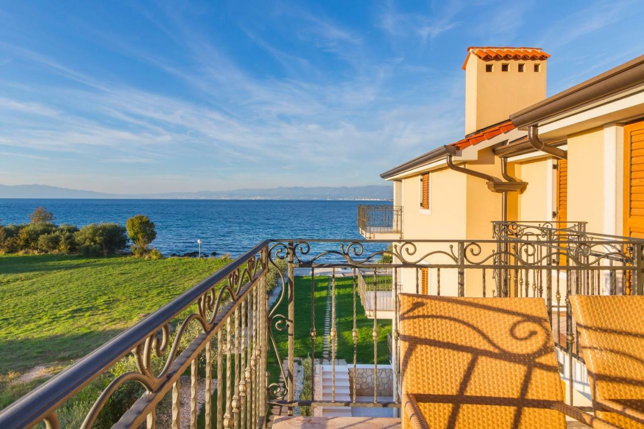 Luxury Apartments Villa Matea 2 Malinska Buitenkant foto