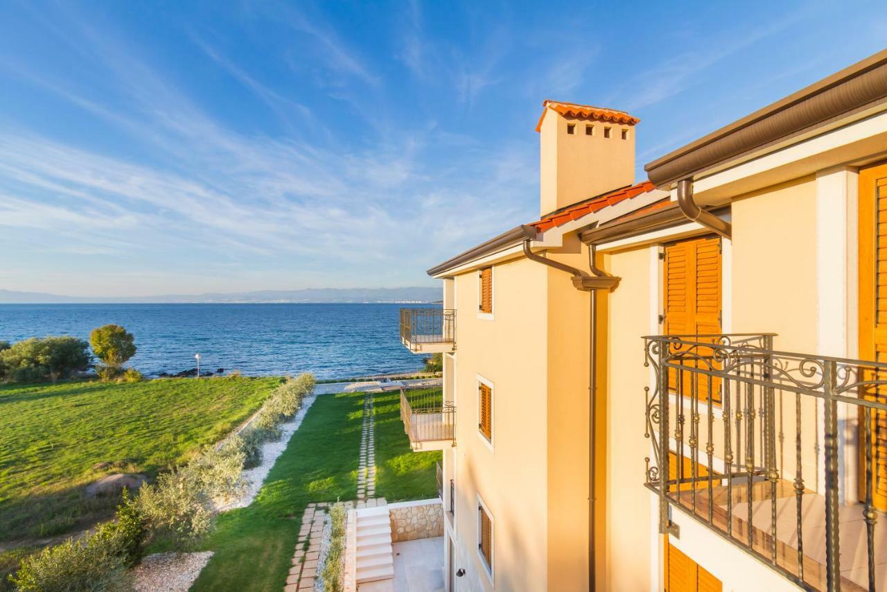 Luxury Apartments Villa Matea 2 Malinska Buitenkant foto