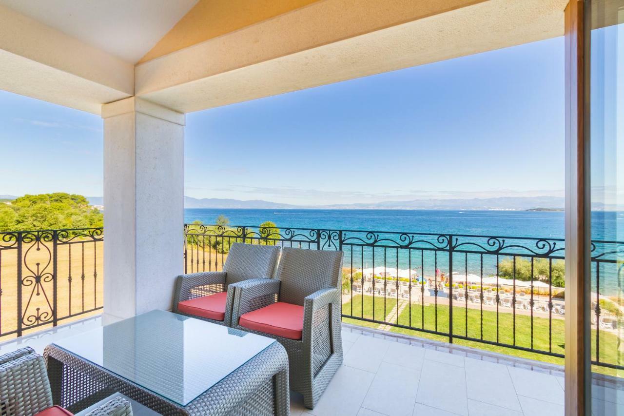 Luxury Apartments Villa Matea 2 Malinska Buitenkant foto